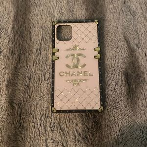 Chanel print phone case iphone 11